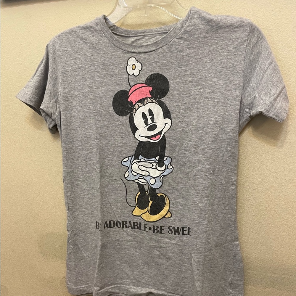 Disney Store Minnie Mouse women’s shirt